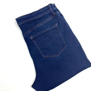 R Jeans High Rise 32 Long, Winter Sale